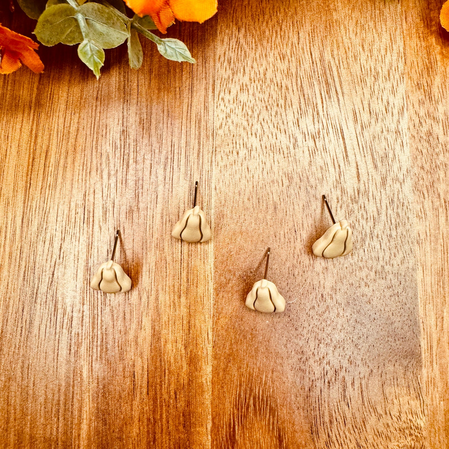 Gourd Stud Earrings