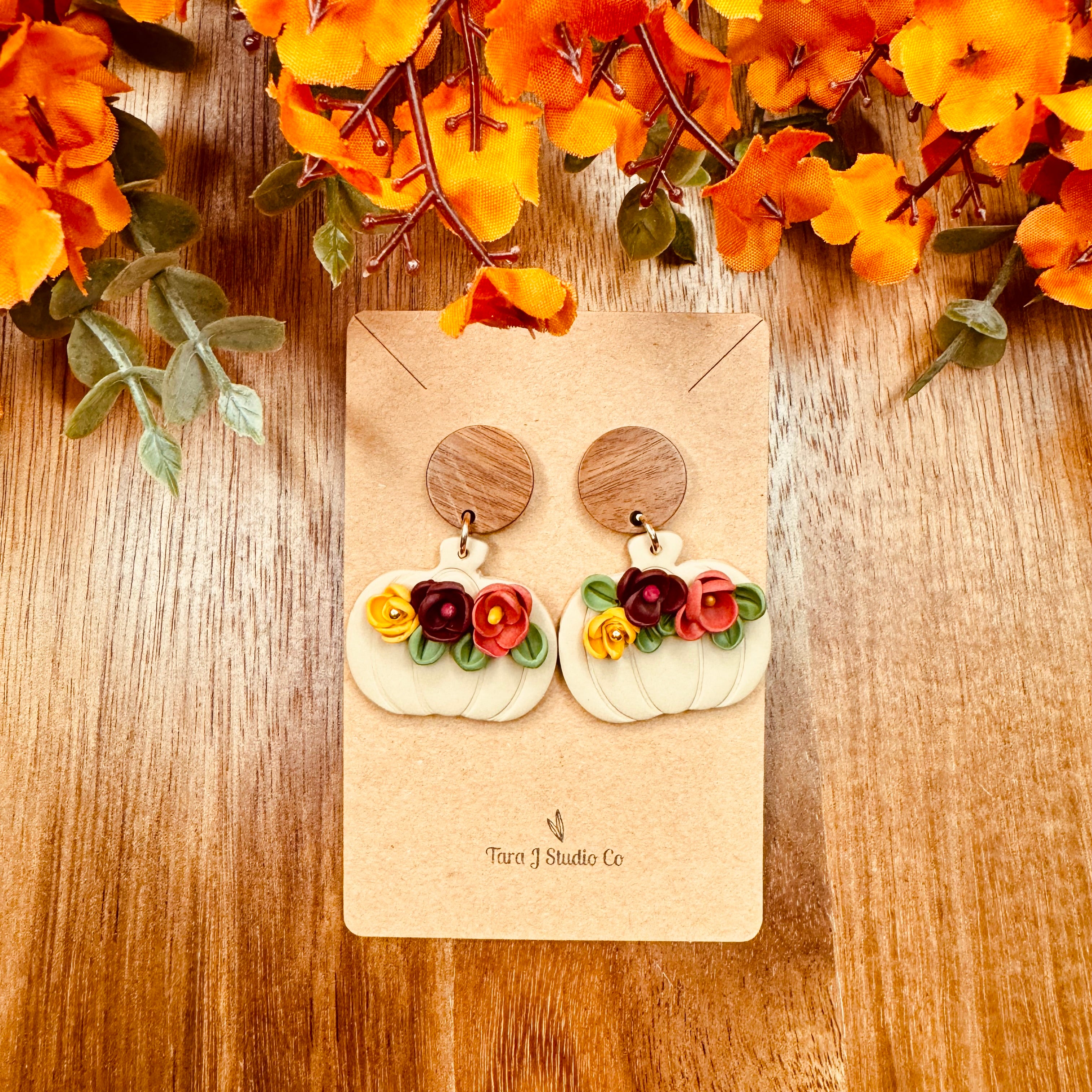 Fall earrings| Polymer Clay earrings| Clay outlet earrings| Pumpkin earrings| Plaid earrings| Autumn earrings| Pumpkin dangles| handmade earrings