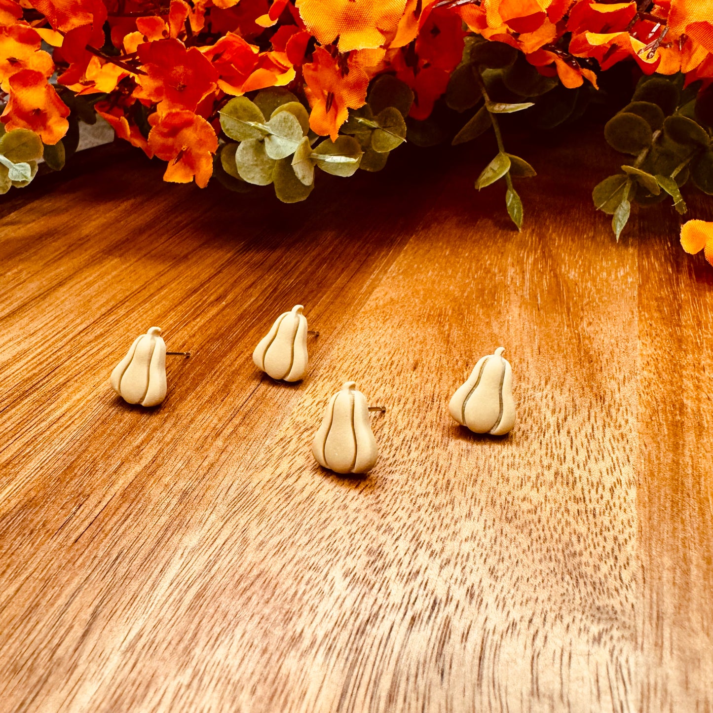 Gourd Stud Earrings