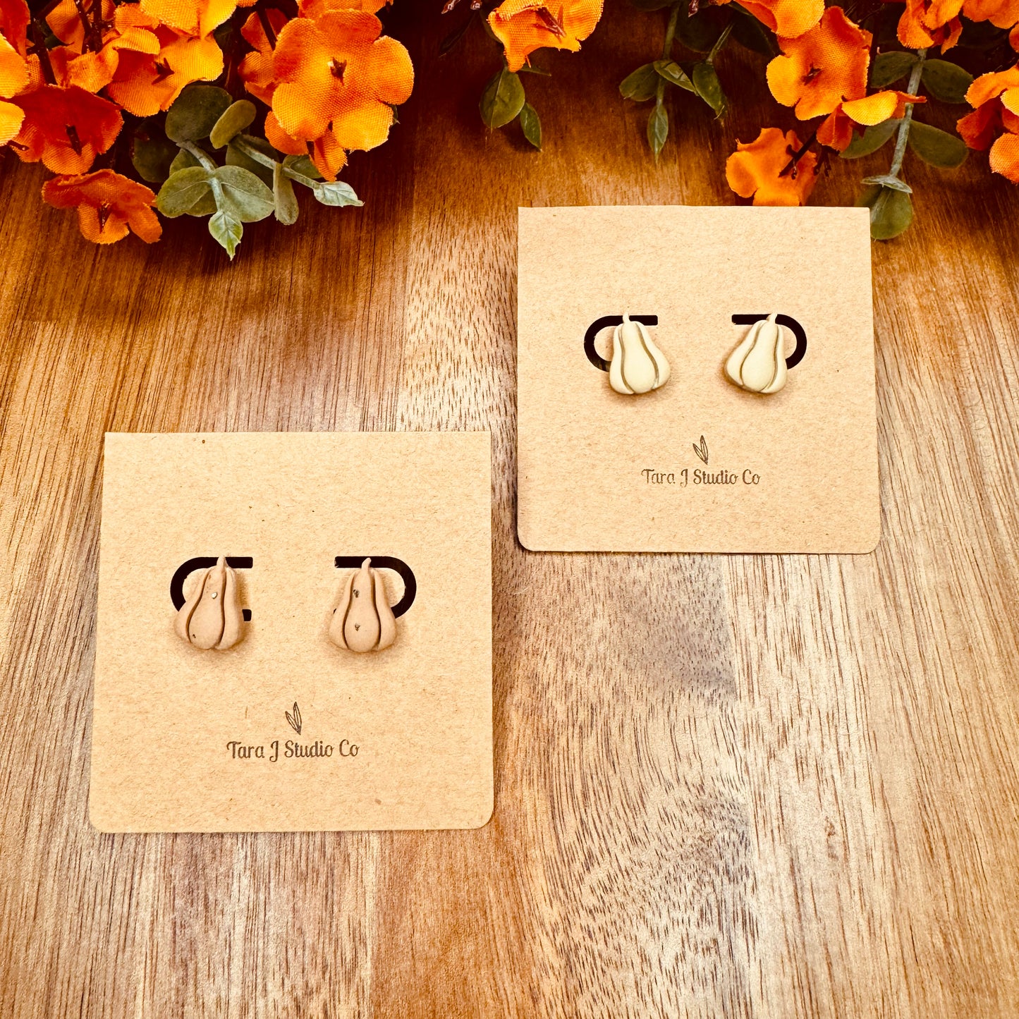 Gourd Stud Earrings